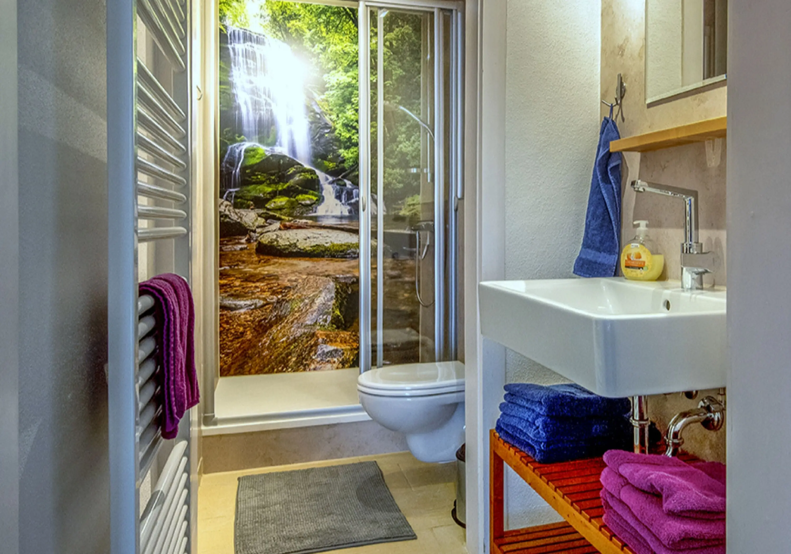 10Min zur A6,ruhige Lage, für Urlauber, Berufsreisende, Monteure, zw. Schwäbisch Hall und Künzelsau - Immobilienfoto 3