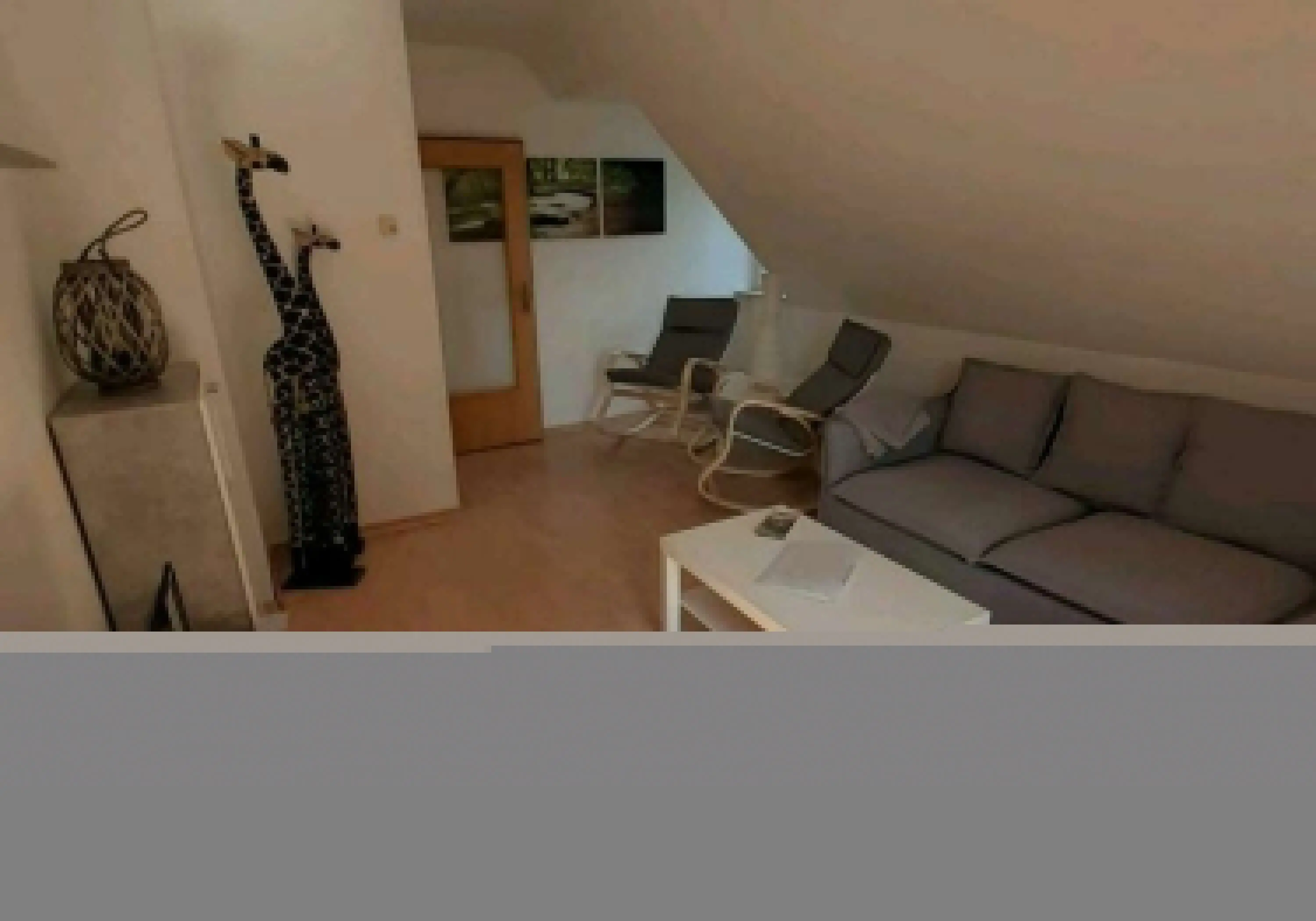 bis 6 Pers., gr. Balkon, Wohnzimmer, Küche, 3 Schlafzimmer - neue Boxspringbetten - Immobilienfoto 5