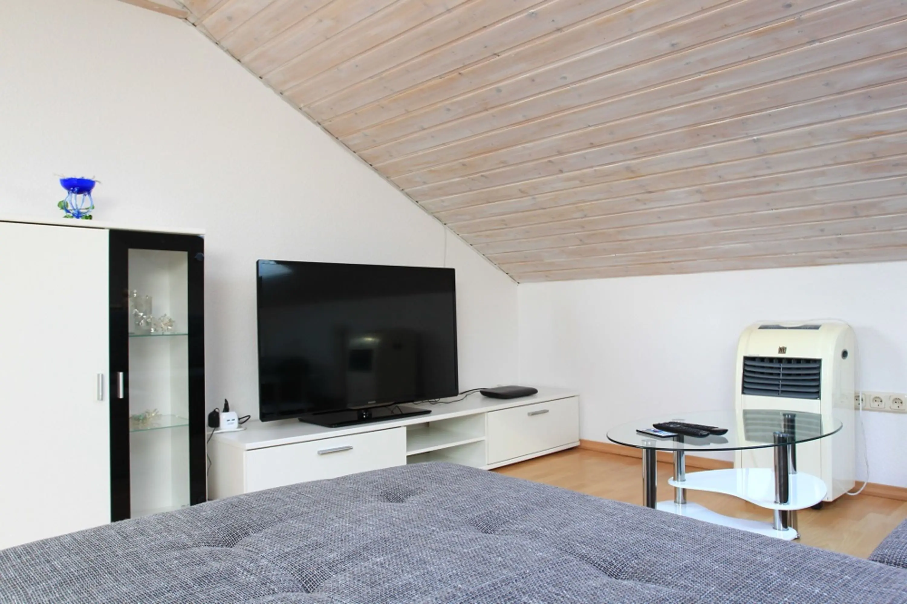 Monteur Apartment over 2 floors with balcony, air conditioning and view - property photo 2