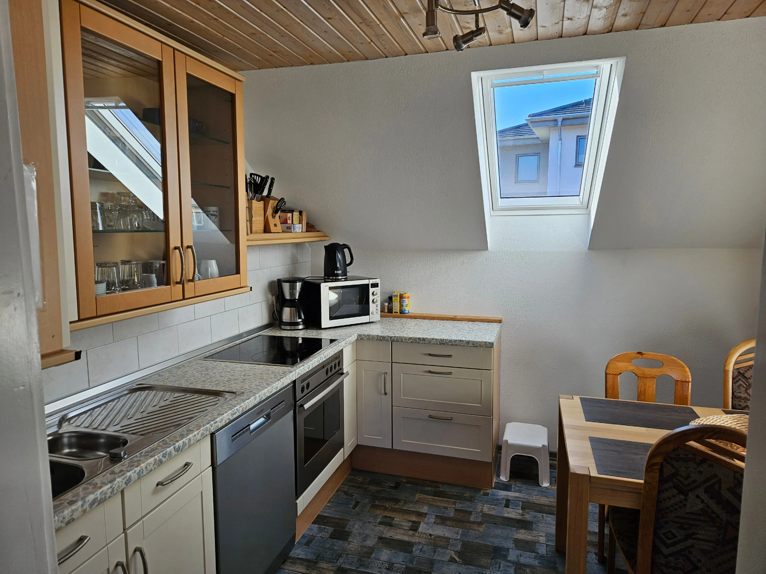 Voll ausgestattete Ferienwohnung in ruhiger idyllischer Lage - Immobilienfoto 1