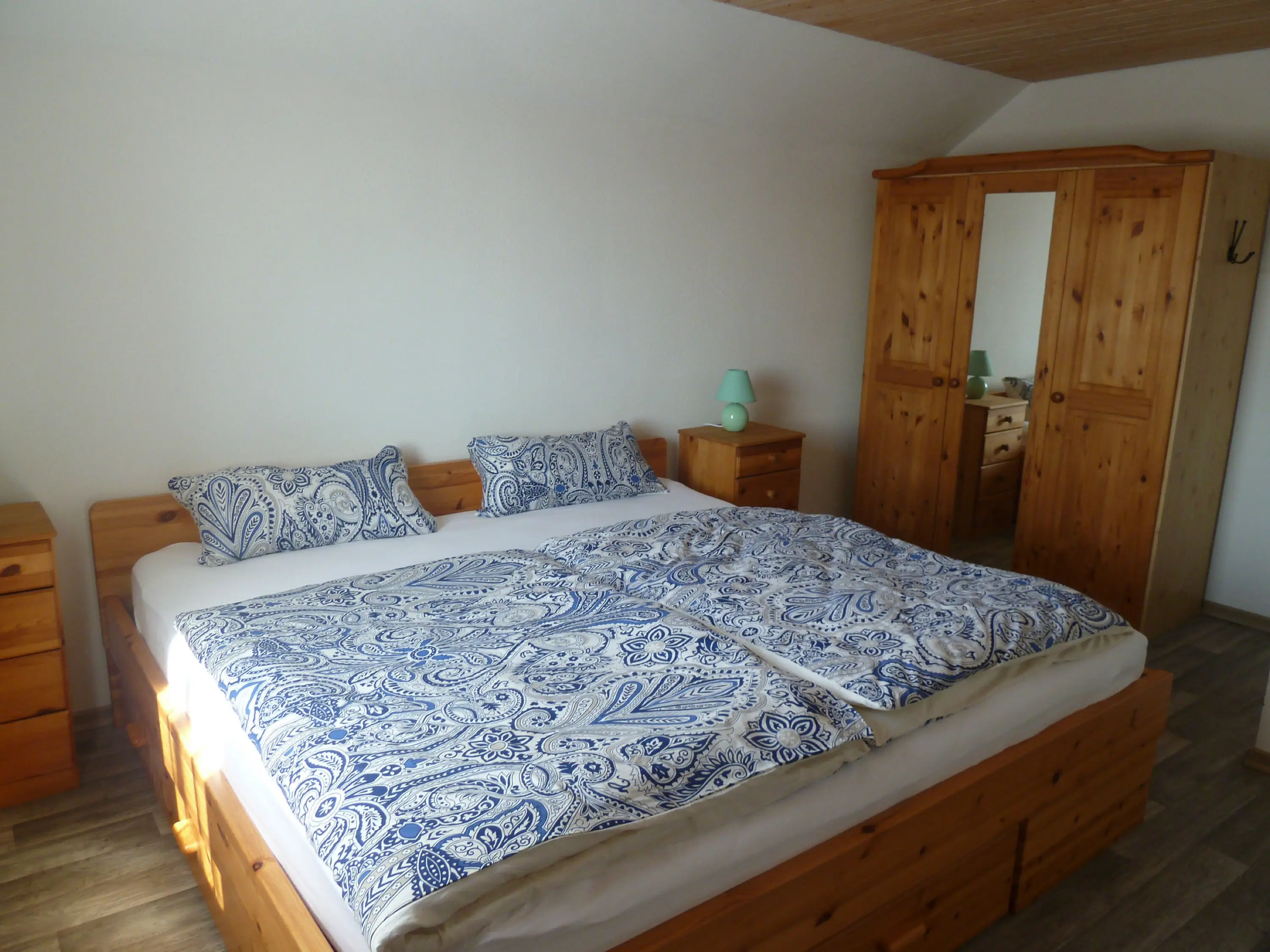 Voll ausgestattete Ferienwohnung in ruhiger idyllischer Lage - Immobilienfoto 4