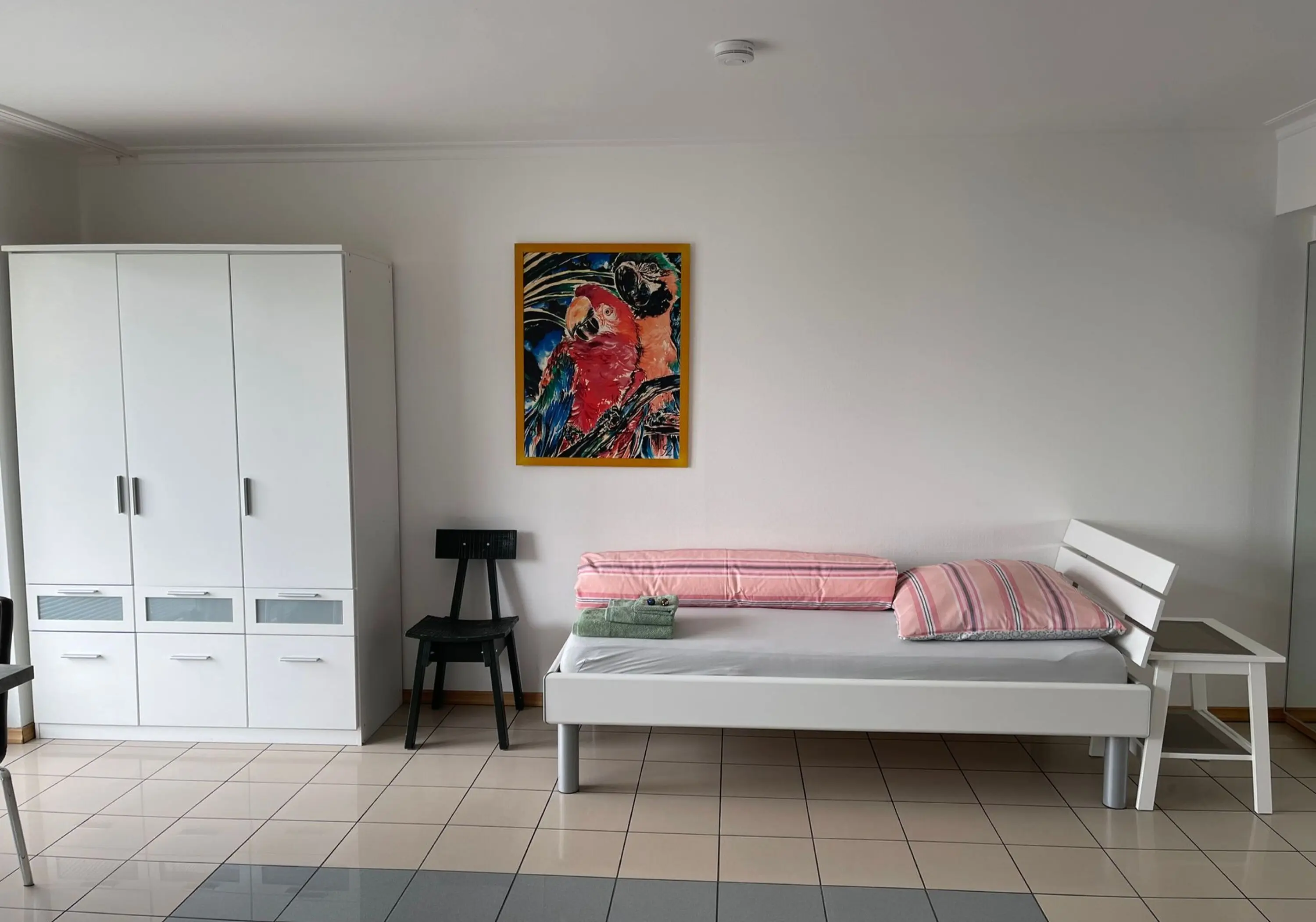 Beautiful cozy apartment directly near the Messe Düsseldorf. Central. Good transport - property photo 5